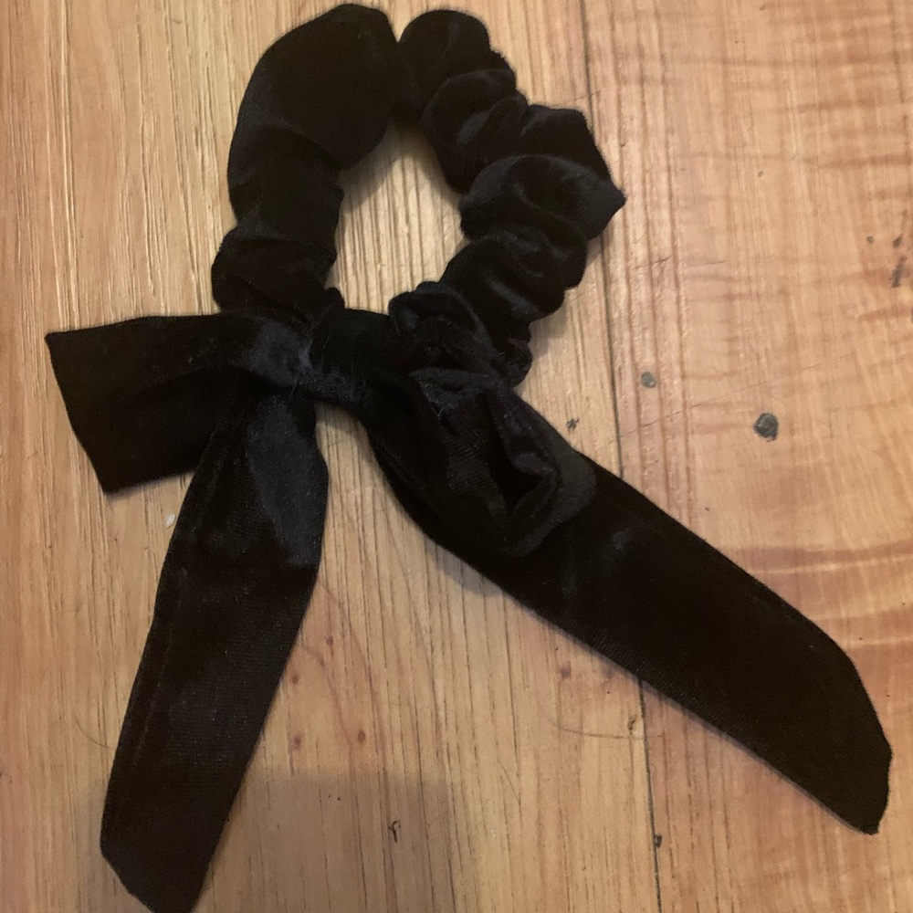 Free People Black Velvet Scrunchie with Bow
